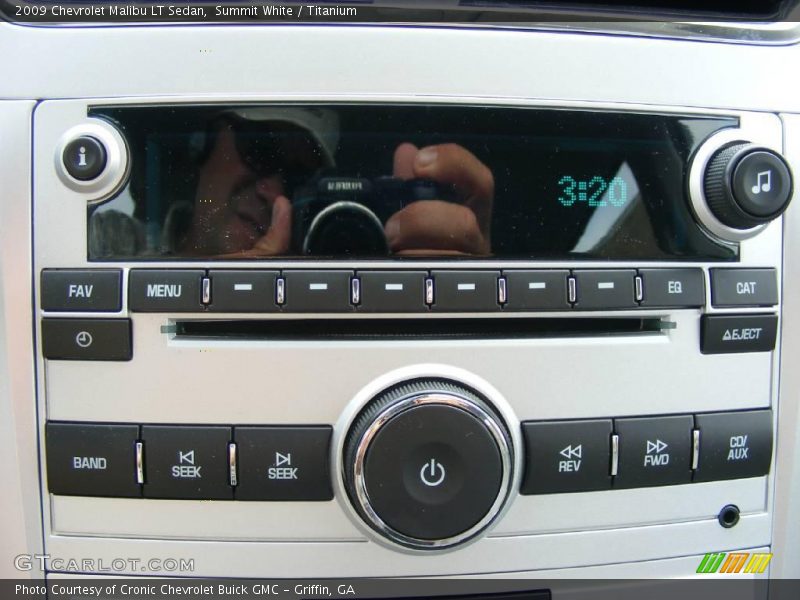 Summit White / Titanium 2009 Chevrolet Malibu LT Sedan
