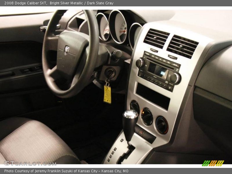 Bright Silver Metallic / Dark Slate Gray 2008 Dodge Caliber SXT