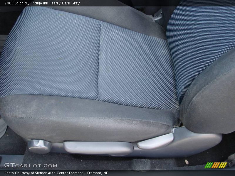 Indigo Ink Pearl / Dark Gray 2005 Scion tC