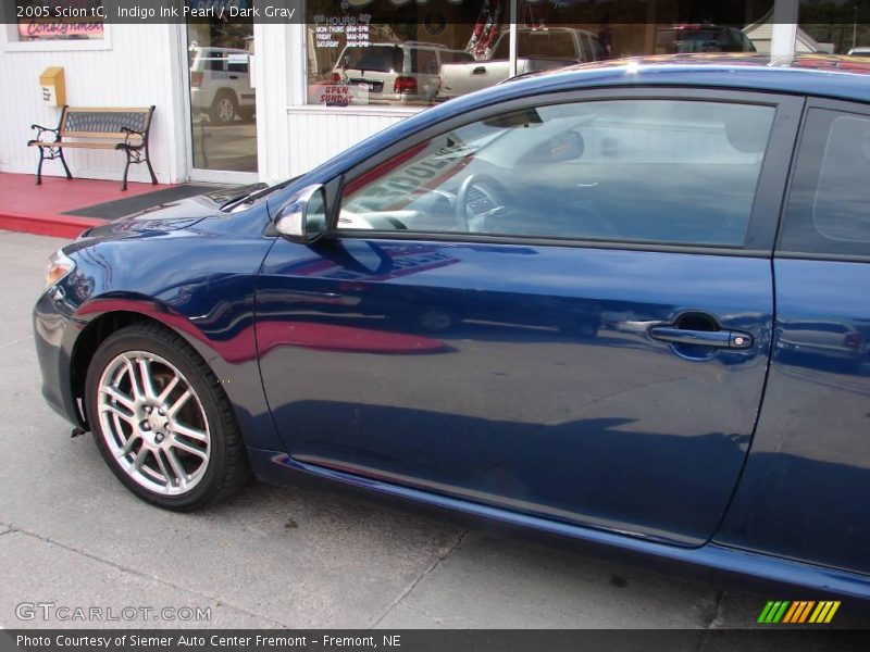 Indigo Ink Pearl / Dark Gray 2005 Scion tC