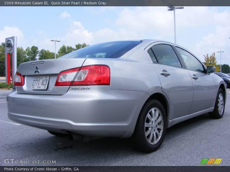 Quick Silver Pearl / Medium Gray 2009 Mitsubishi Galant ES