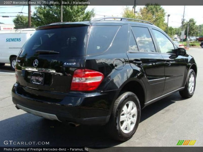 Black / Macadamia 2007 Mercedes-Benz ML 350 4Matic
