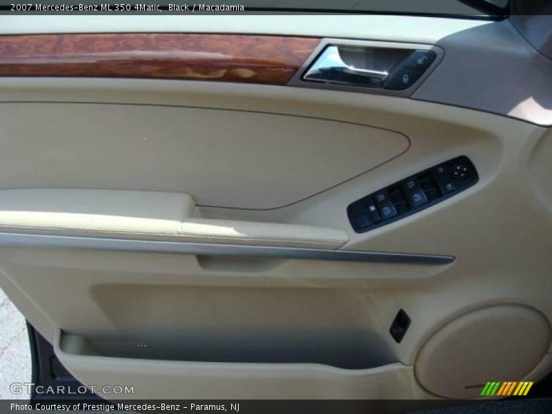 Black / Macadamia 2007 Mercedes-Benz ML 350 4Matic