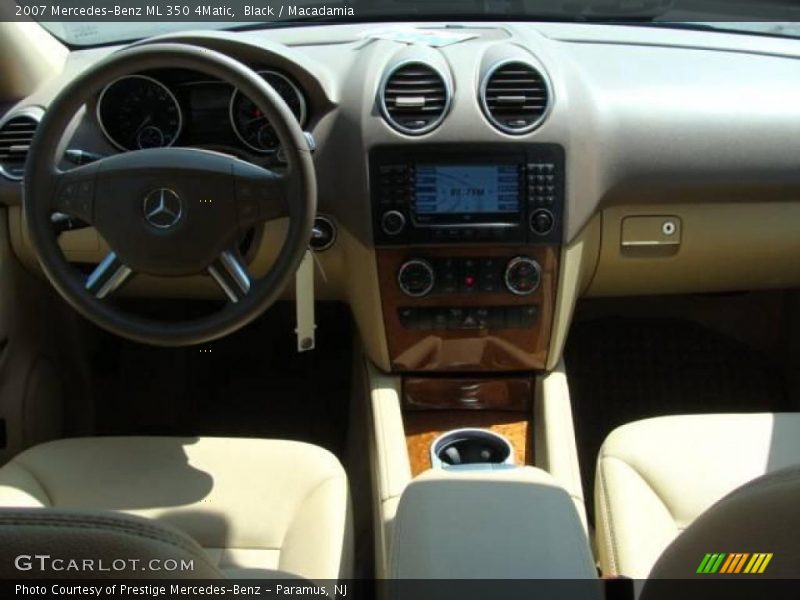 Black / Macadamia 2007 Mercedes-Benz ML 350 4Matic