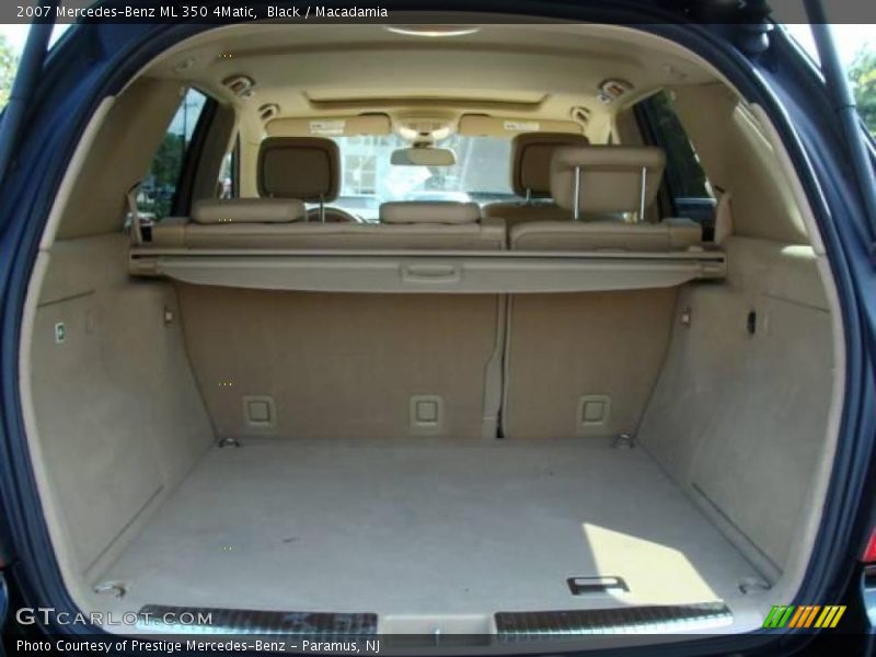 Black / Macadamia 2007 Mercedes-Benz ML 350 4Matic