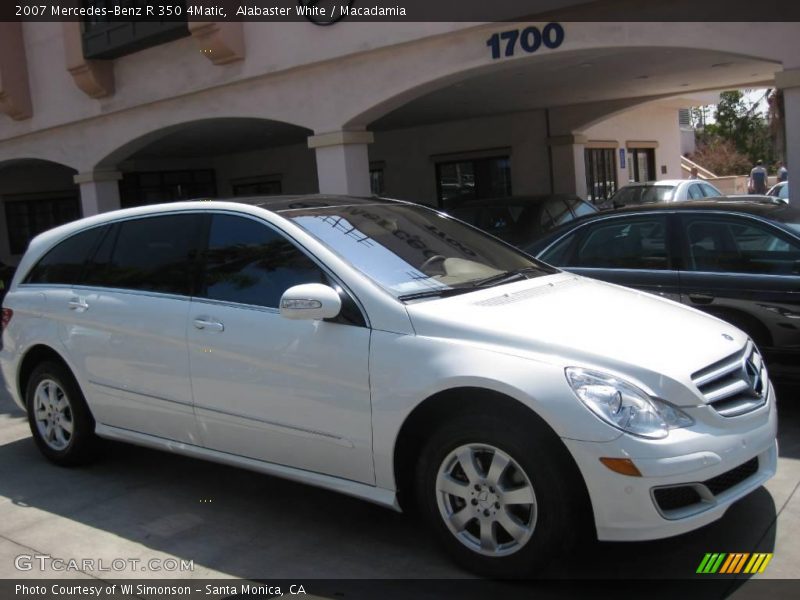 Alabaster White / Macadamia 2007 Mercedes-Benz R 350 4Matic