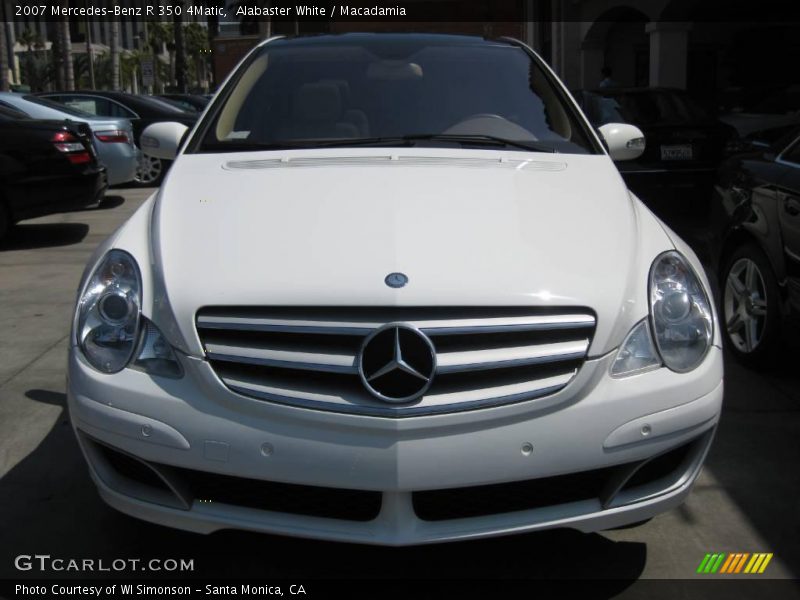 Alabaster White / Macadamia 2007 Mercedes-Benz R 350 4Matic