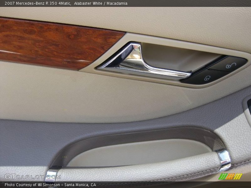 Alabaster White / Macadamia 2007 Mercedes-Benz R 350 4Matic