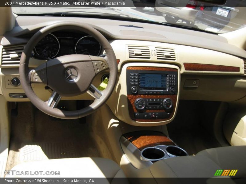 Alabaster White / Macadamia 2007 Mercedes-Benz R 350 4Matic