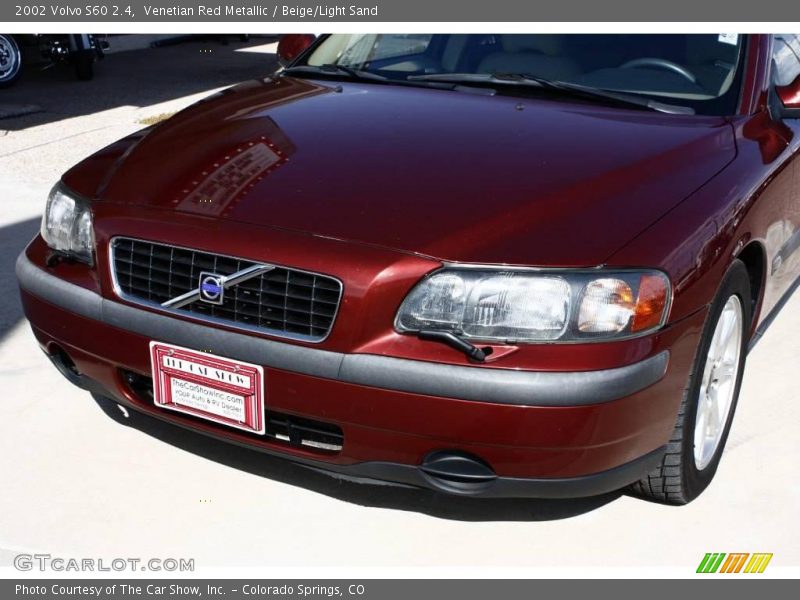 Venetian Red Metallic / Beige/Light Sand 2002 Volvo S60 2.4