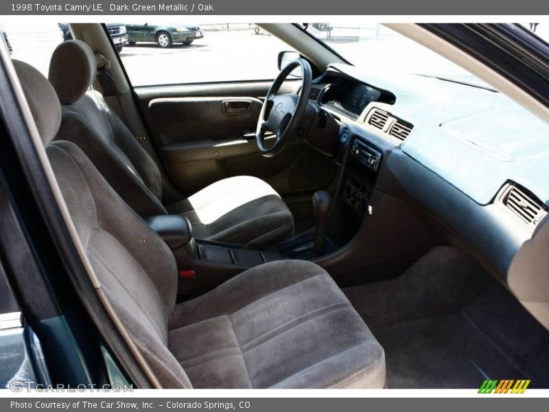 Dark Green Metallic / Oak 1998 Toyota Camry LE