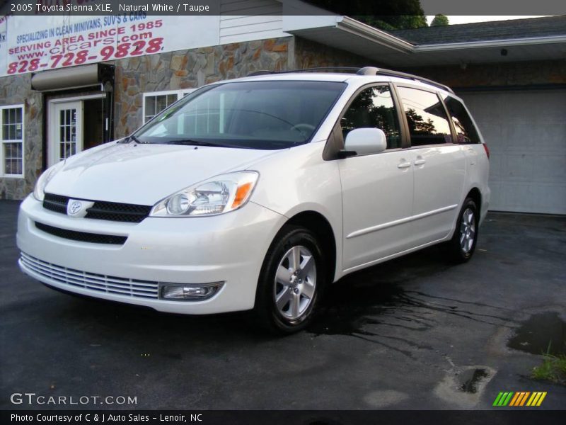 Natural White / Taupe 2005 Toyota Sienna XLE