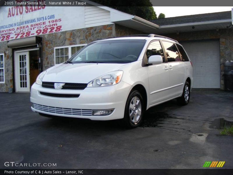 Natural White / Taupe 2005 Toyota Sienna XLE