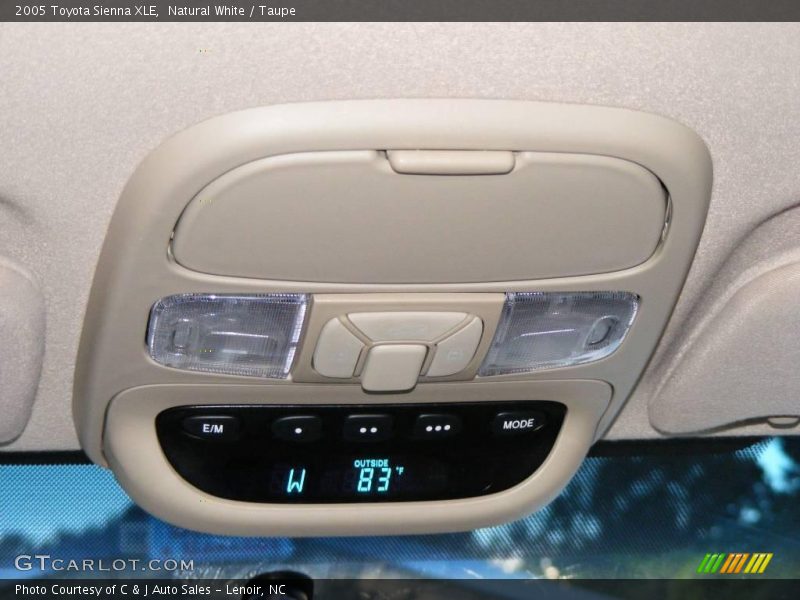 Natural White / Taupe 2005 Toyota Sienna XLE