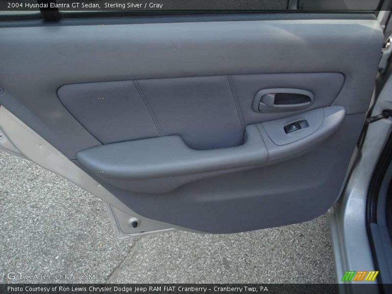 Sterling Silver / Gray 2004 Hyundai Elantra GT Sedan