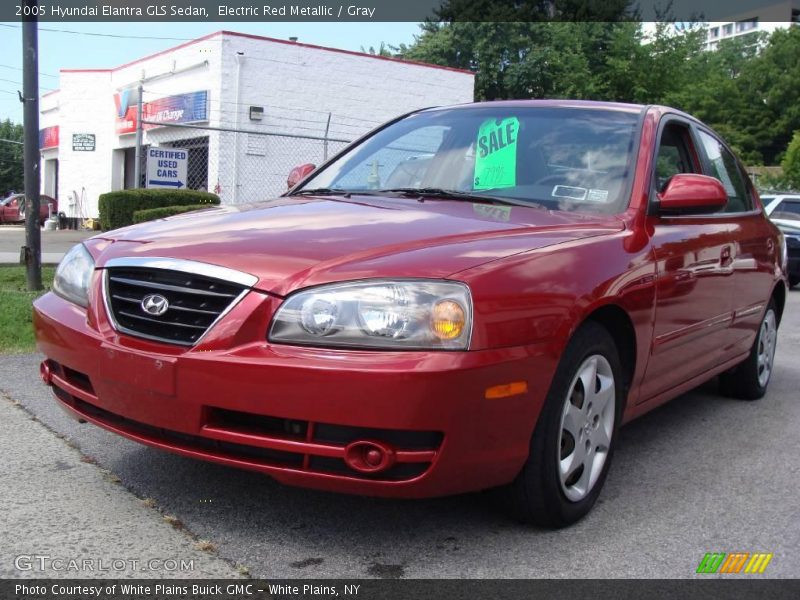 Electric Red Metallic / Gray 2005 Hyundai Elantra GLS Sedan