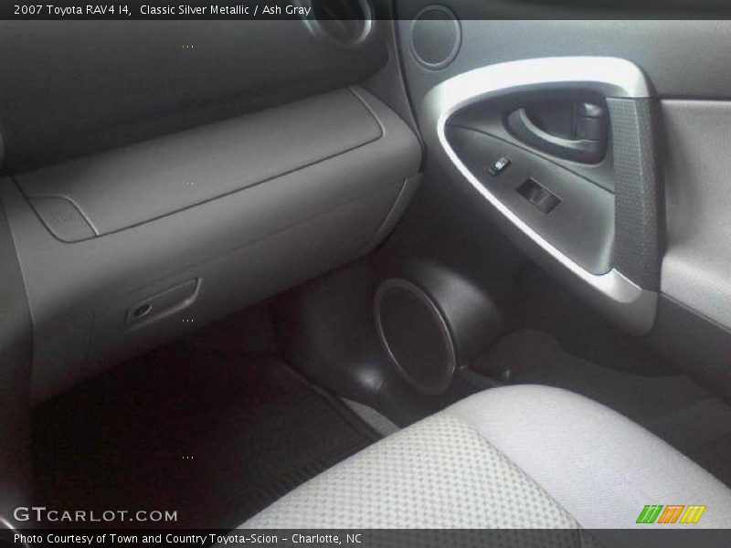 Classic Silver Metallic / Ash Gray 2007 Toyota RAV4 I4