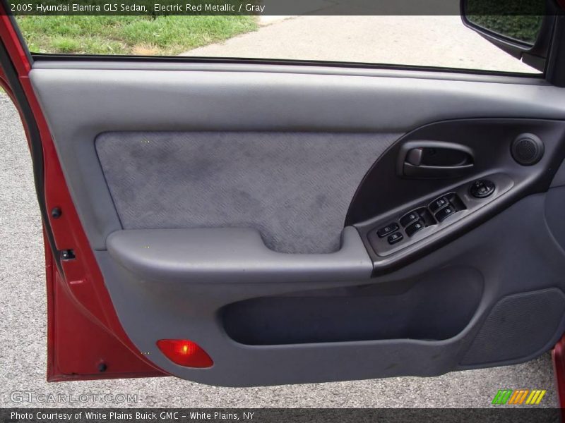 Electric Red Metallic / Gray 2005 Hyundai Elantra GLS Sedan