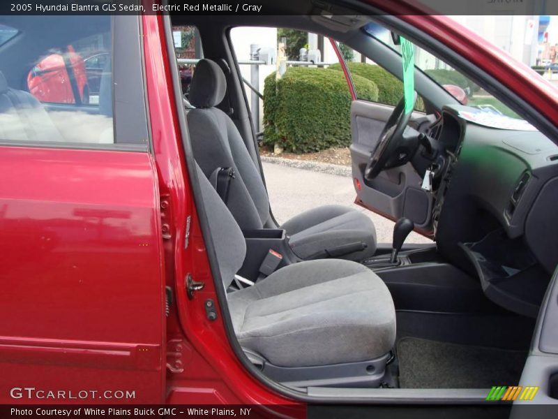 Electric Red Metallic / Gray 2005 Hyundai Elantra GLS Sedan