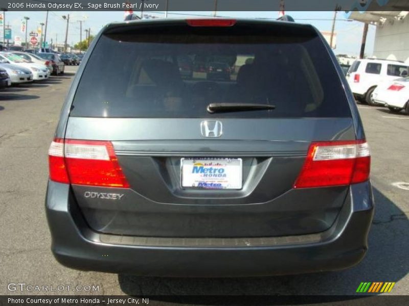 Sage Brush Pearl / Ivory 2006 Honda Odyssey EX