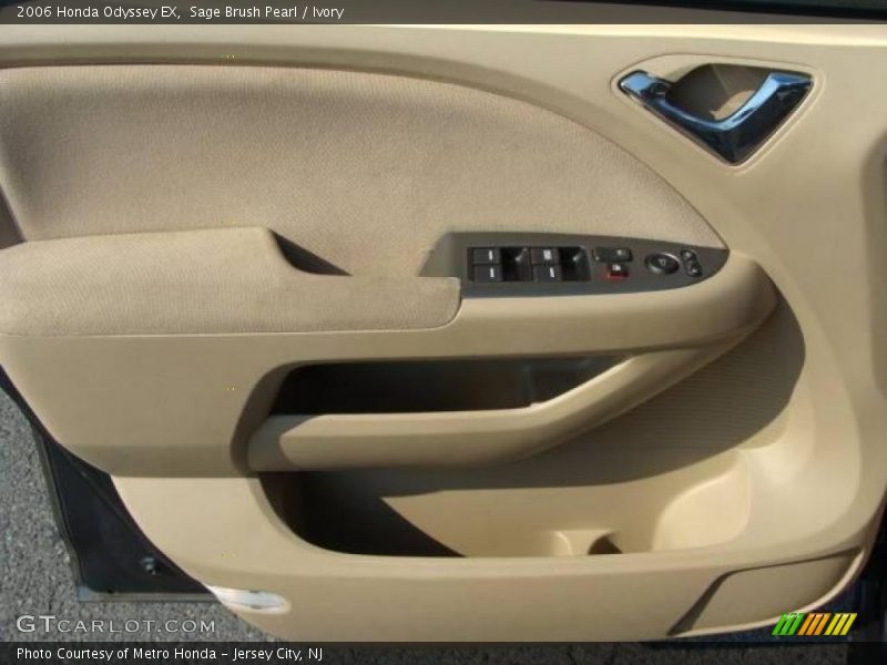 Sage Brush Pearl / Ivory 2006 Honda Odyssey EX