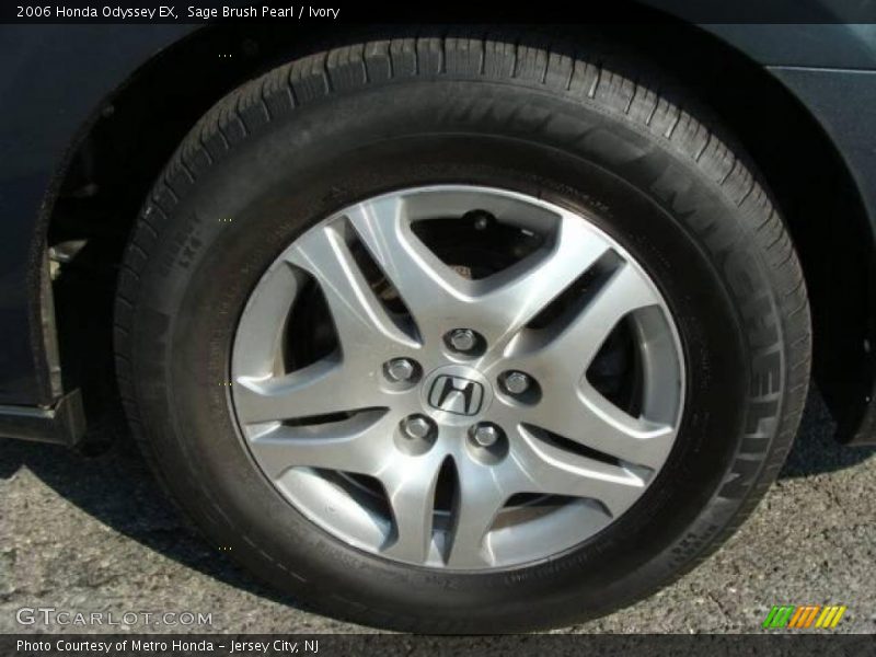 Sage Brush Pearl / Ivory 2006 Honda Odyssey EX