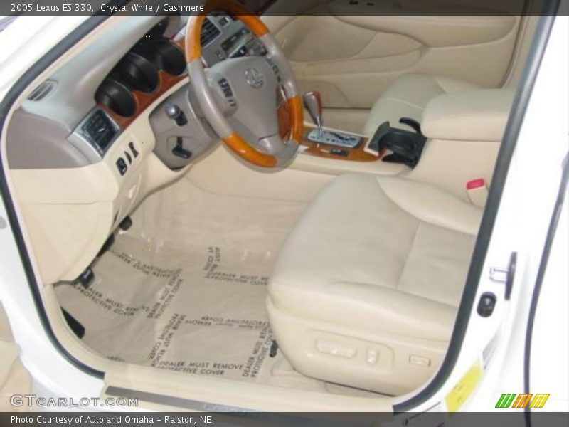 Crystal White / Cashmere 2005 Lexus ES 330