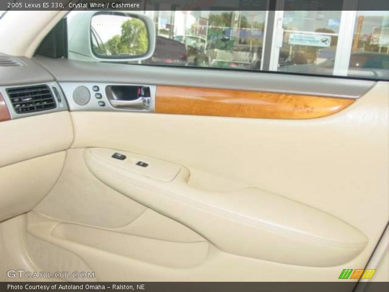 Crystal White / Cashmere 2005 Lexus ES 330