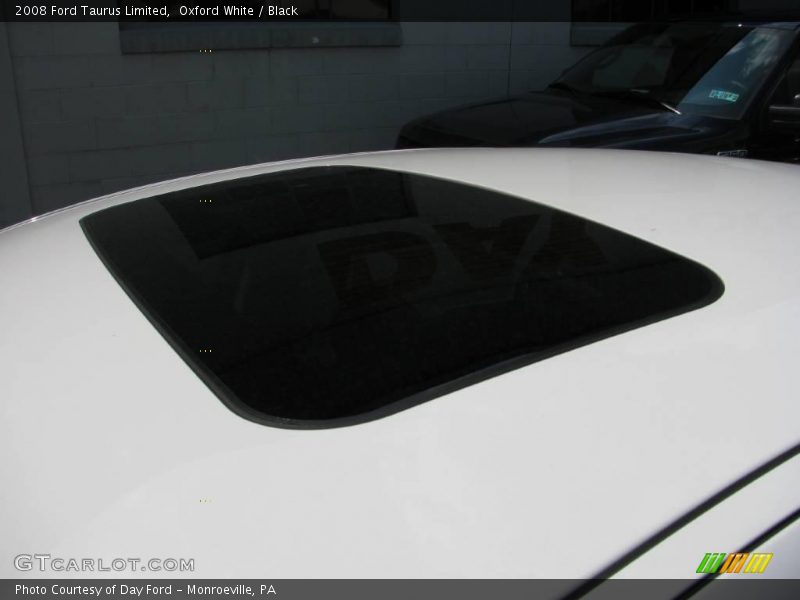 Oxford White / Black 2008 Ford Taurus Limited