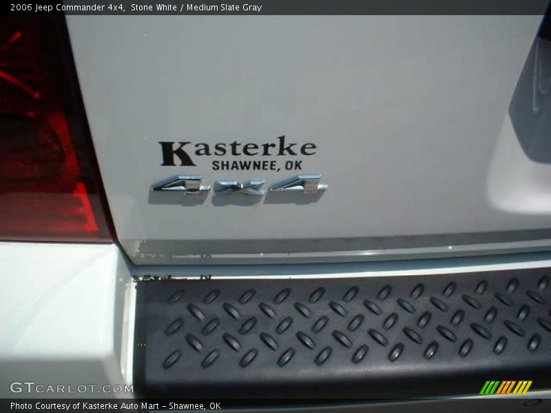 Stone White / Medium Slate Gray 2006 Jeep Commander 4x4