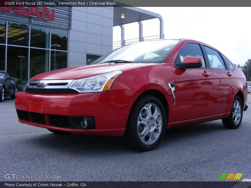 Vermillion Red / Charcoal Black 2008 Ford Focus SES Sedan