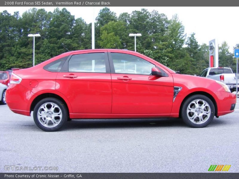 Vermillion Red / Charcoal Black 2008 Ford Focus SES Sedan