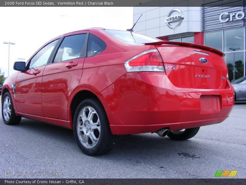 Vermillion Red / Charcoal Black 2008 Ford Focus SES Sedan