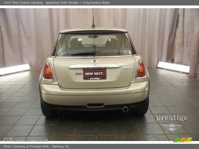 Sparkling Silver Metallic / Grey/Carbon Black 2007 Mini Cooper Hardtop