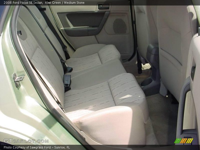 Kiwi Green / Medium Stone 2008 Ford Focus SE Sedan