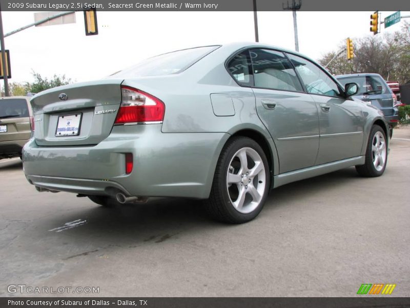 Seacrest Green Metallic / Warm Ivory 2009 Subaru Legacy 2.5i Sedan