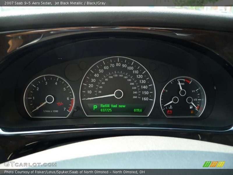 Jet Black Metallic / Black/Gray 2007 Saab 9-5 Aero Sedan