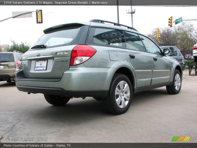 Seacrest Green Metallic / Warm Ivory 2009 Subaru Outback 2.5i Wagon