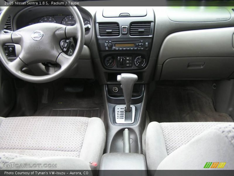 Radium / Taupe 2005 Nissan Sentra 1.8 S