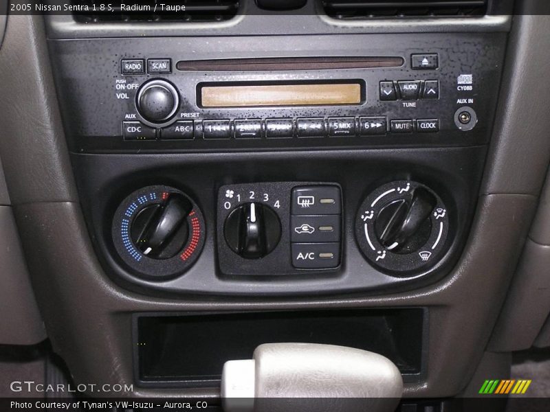 Radium / Taupe 2005 Nissan Sentra 1.8 S