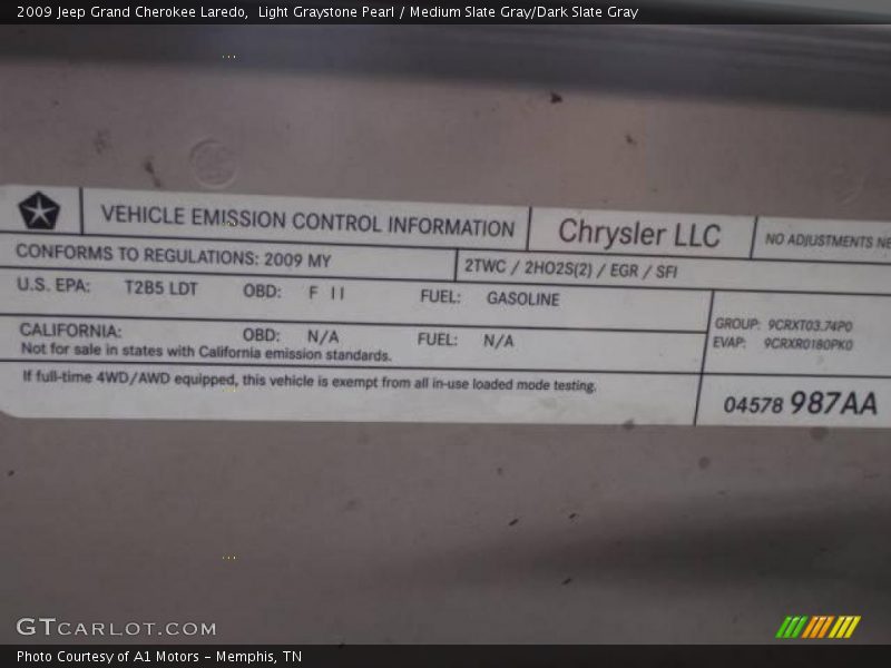 Light Graystone Pearl / Medium Slate Gray/Dark Slate Gray 2009 Jeep Grand Cherokee Laredo