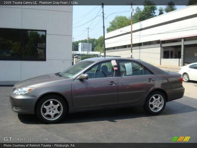 Phantom Gray Pearl / Gray 2005 Toyota Camry LE