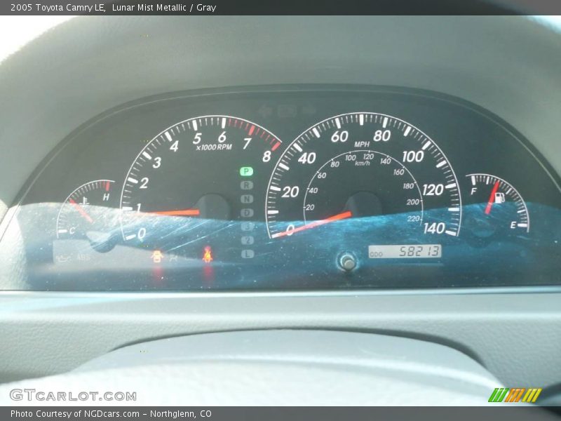 Lunar Mist Metallic / Gray 2005 Toyota Camry LE