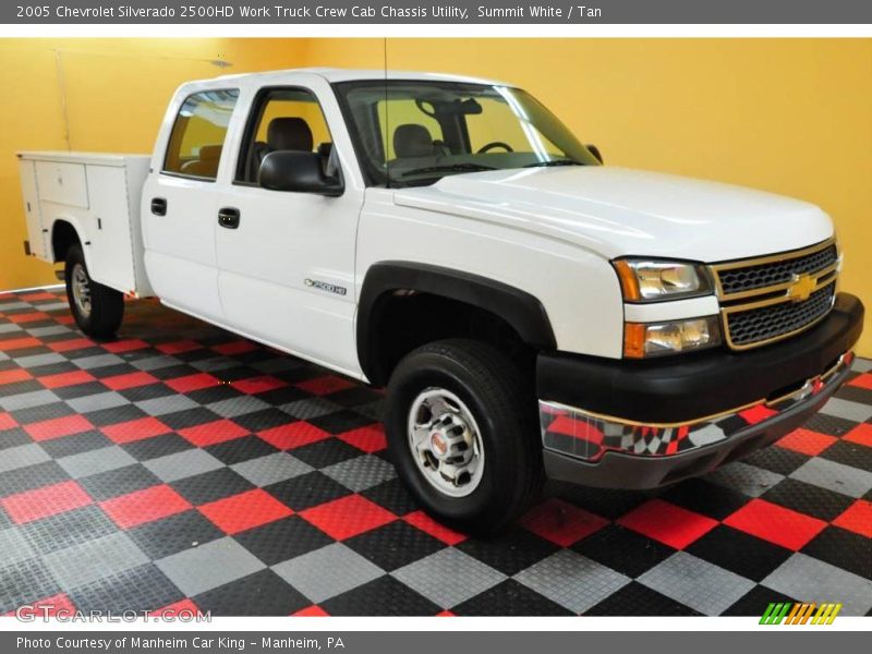 Summit White / Tan 2005 Chevrolet Silverado 2500HD Work Truck Crew Cab Chassis Utility