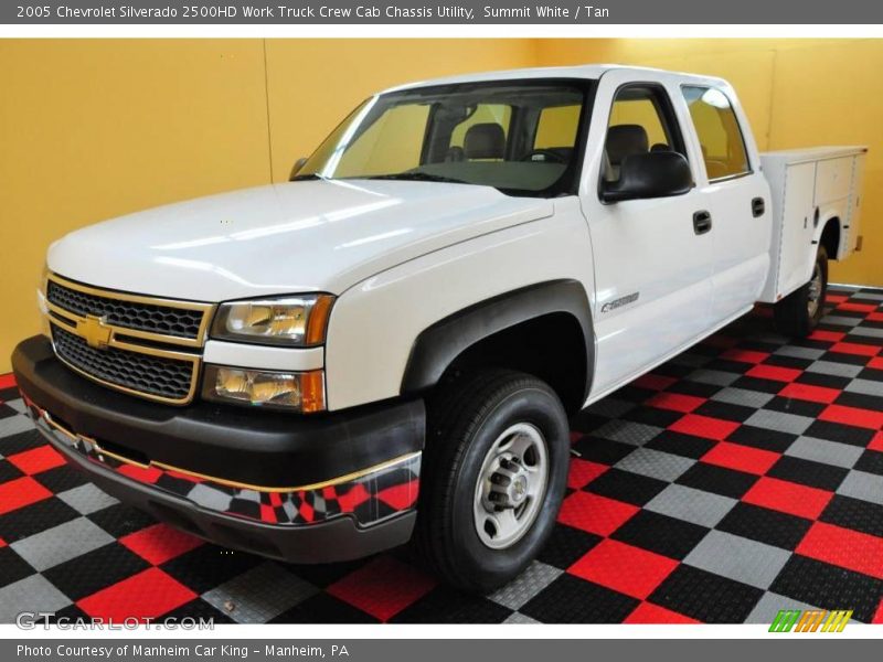 Summit White / Tan 2005 Chevrolet Silverado 2500HD Work Truck Crew Cab Chassis Utility