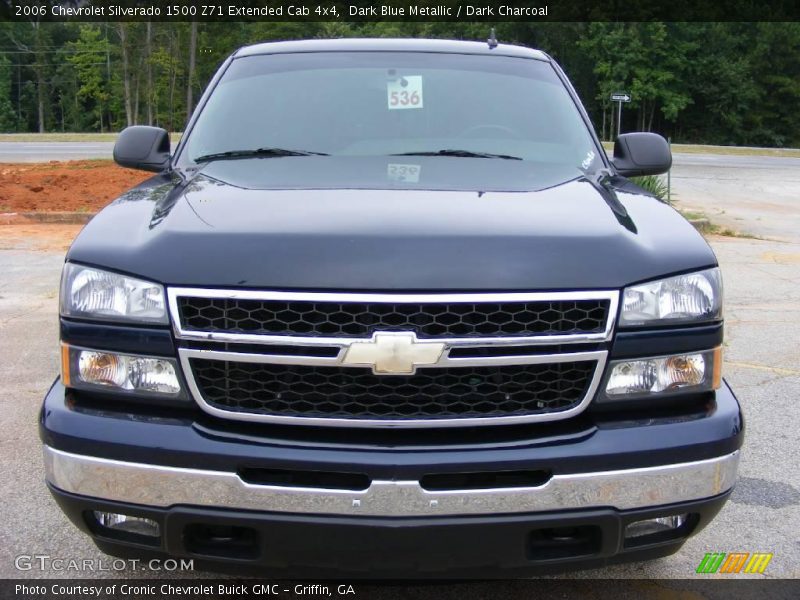 Dark Blue Metallic / Dark Charcoal 2006 Chevrolet Silverado 1500 Z71 Extended Cab 4x4
