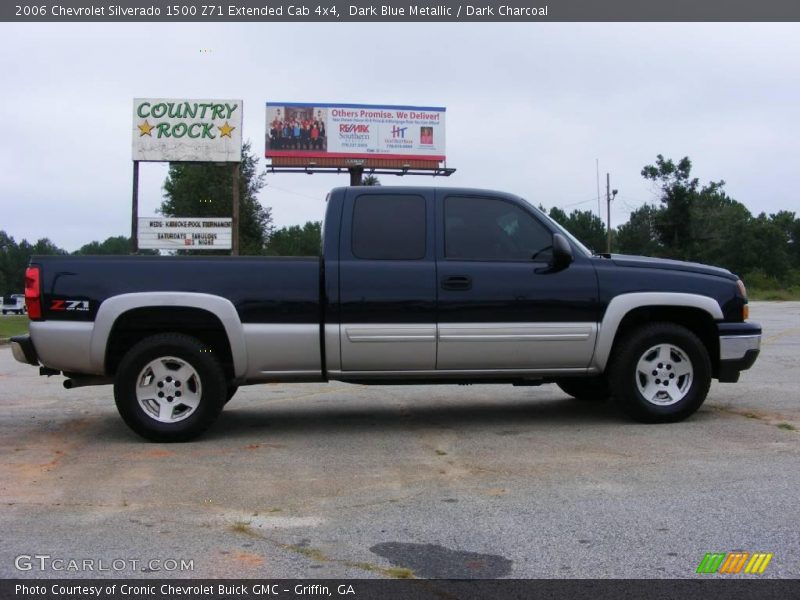 Dark Blue Metallic / Dark Charcoal 2006 Chevrolet Silverado 1500 Z71 Extended Cab 4x4