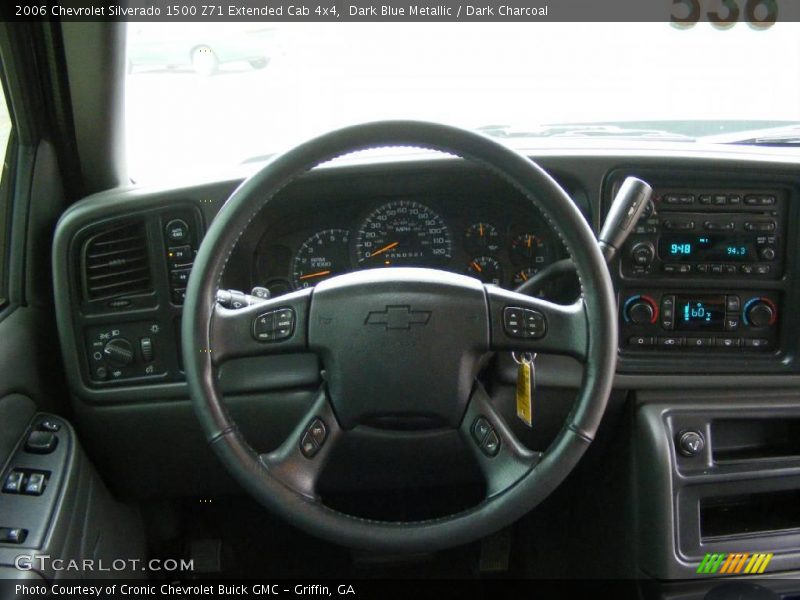 Dark Blue Metallic / Dark Charcoal 2006 Chevrolet Silverado 1500 Z71 Extended Cab 4x4