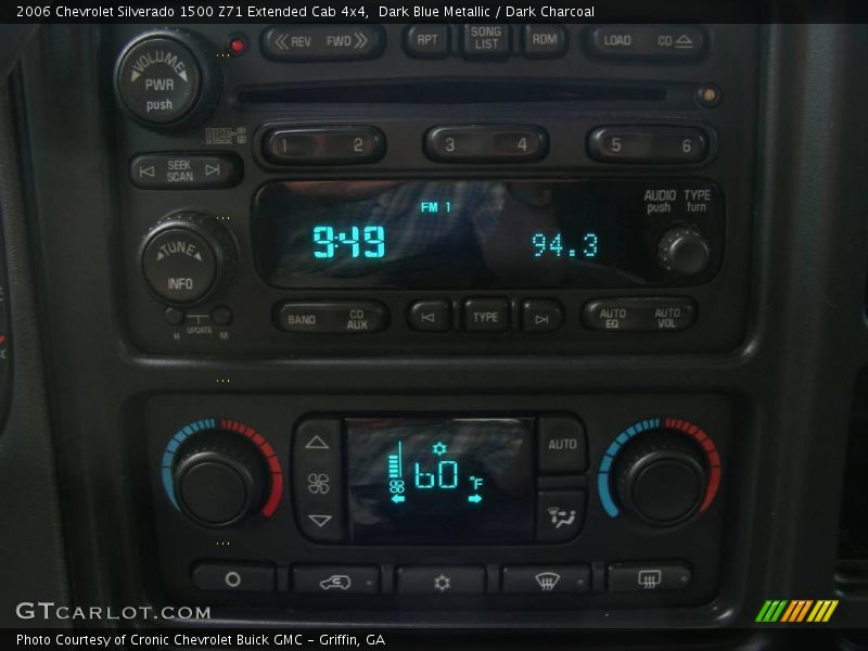 Dark Blue Metallic / Dark Charcoal 2006 Chevrolet Silverado 1500 Z71 Extended Cab 4x4