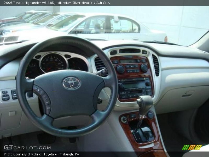 Millenium Silver Metallic / Ash Gray 2006 Toyota Highlander V6 4WD